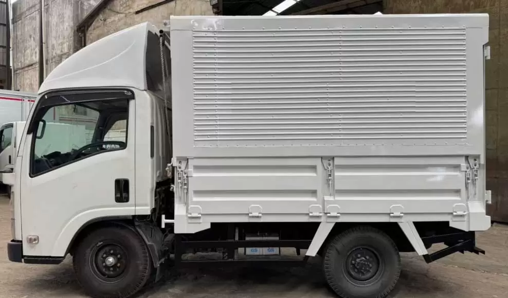 isuzu elf wingbox